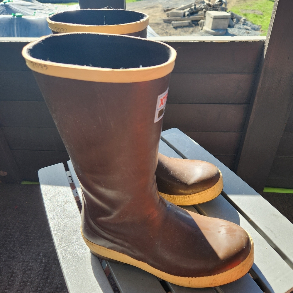Unisex Xtratuf Boots